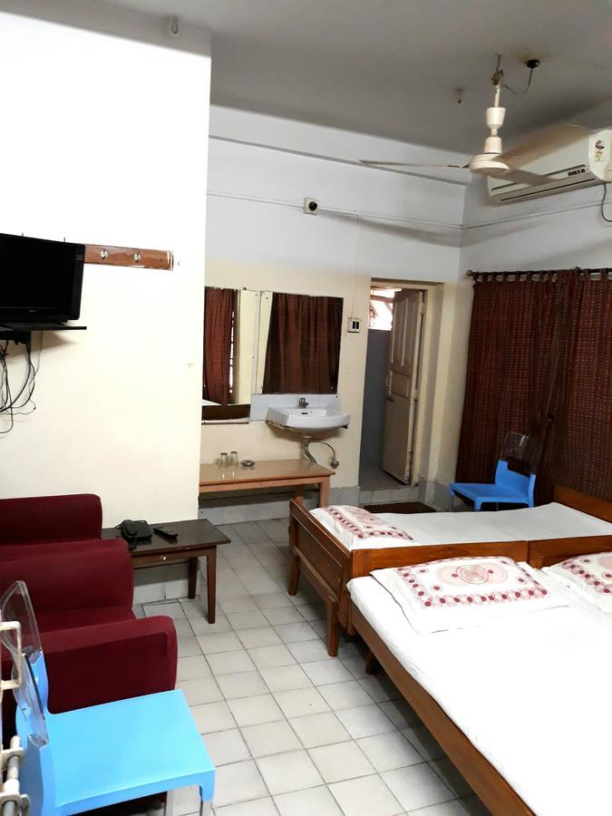Chaiti Lodge - Santiniketan Bolpur Ngoại thất bức ảnh